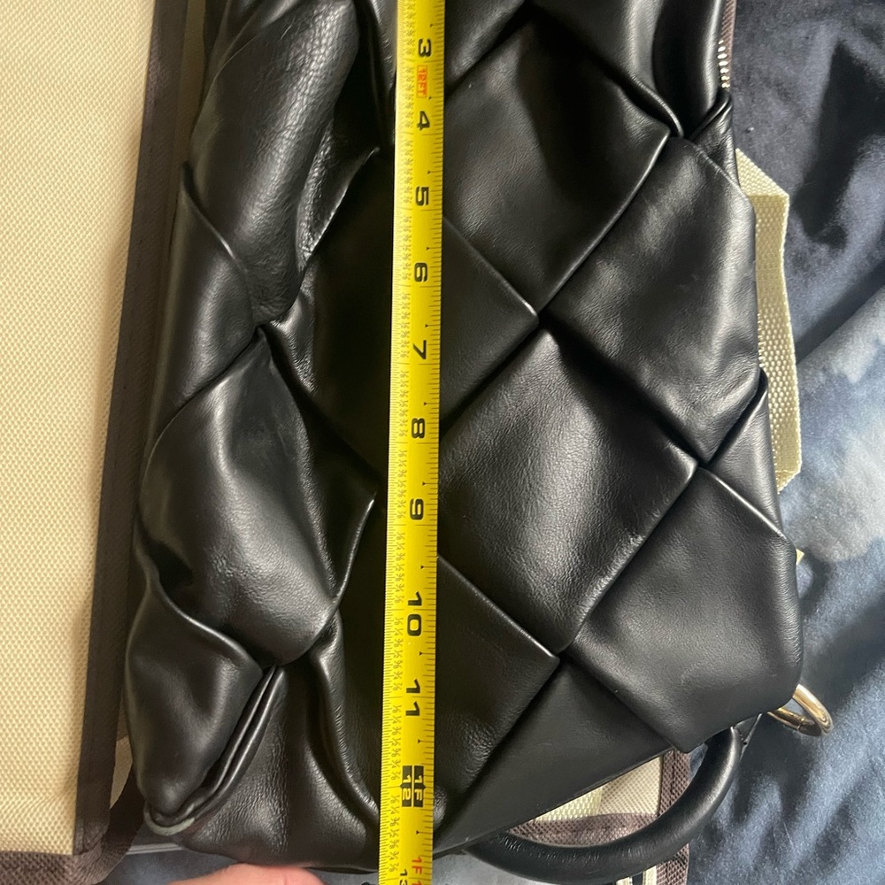Valentina Fiore Italian Black Leather Taupe Woven Bag Perfect Condition. - Picture 11 of 15